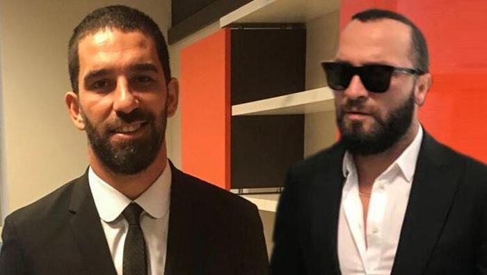 Arda Turan ve Şarkıcı Berkay aynı otelde...