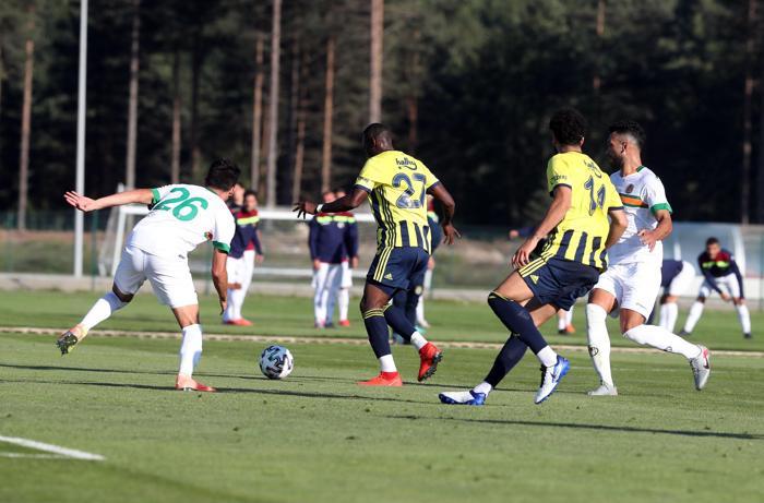 Fenerbahçede Zanka performansı ile dikkat çekti