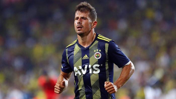 Fenerbahçede Emre Belözoğlu belirsizliği İdmanlarda yer almadı...
