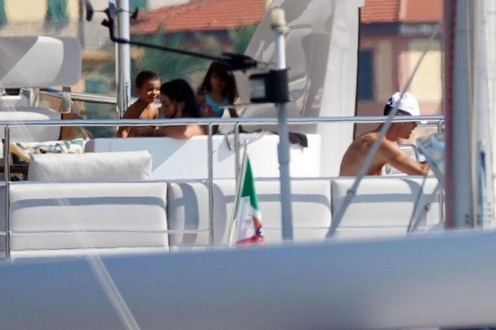 Cristiano Ronaldonun 7 milyon dolarlık tatil keyfi