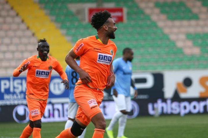 Fenerbahçe son dakika transfer haberleri... Flaş gelişmeler...