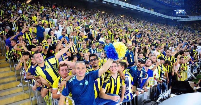 Son dakika | Fenerbahçe taraftarından harcama limitlerine tepki