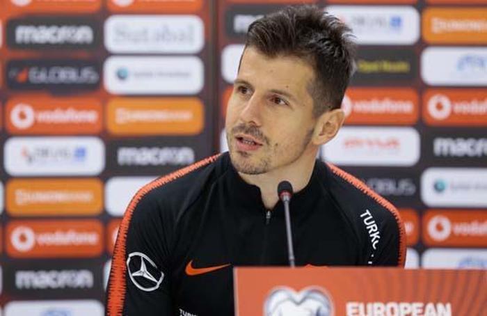 Fenerbahçeden Emre Belözoğluna resmi teklif