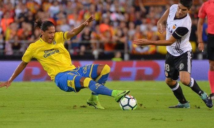 Fenerbahçe son dakika transfer haberleri... Flaş gelişmeler...