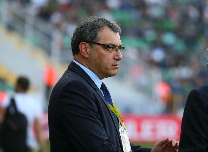 Fenerbahçede transfer gelişmesi Comolli Fenerbahçenin 2 yıldızını istiyor