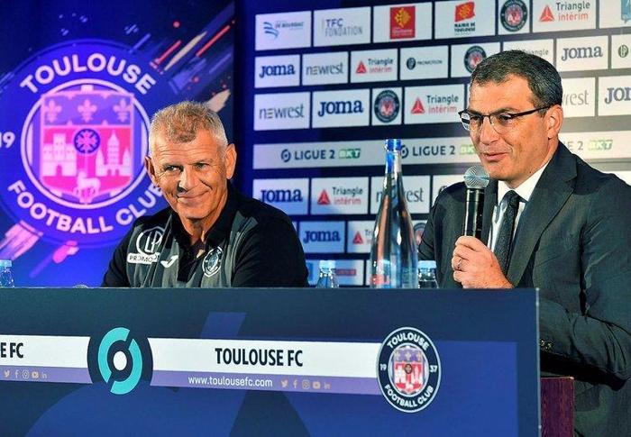 Fenerbahçede transfer gelişmesi Comolli Fenerbahçenin 2 yıldızını istiyor
