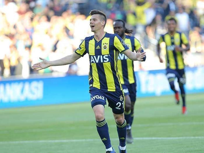 İşte Yanalın sırtını döndüğü ya da kullanamadığı futbolcular...