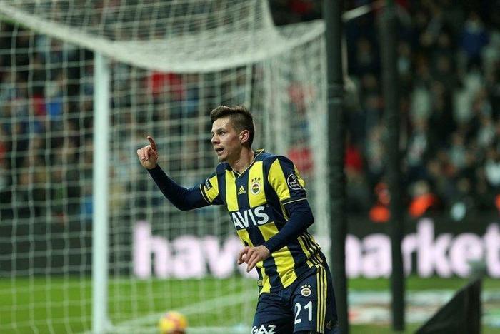 Fenerbahçede transfer gelişmesi Comolli Fenerbahçenin 2 yıldızını istiyor