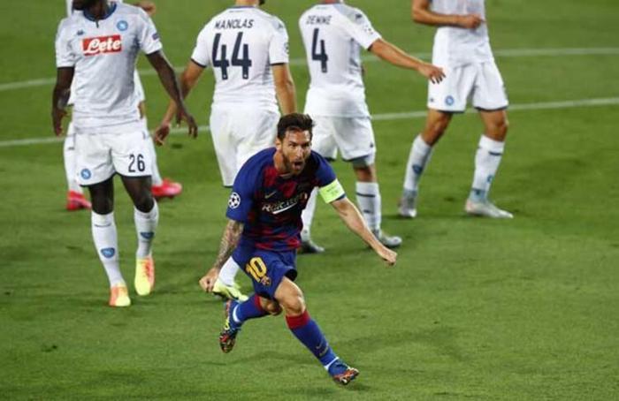 MESSI TARİHE GEÇTİ