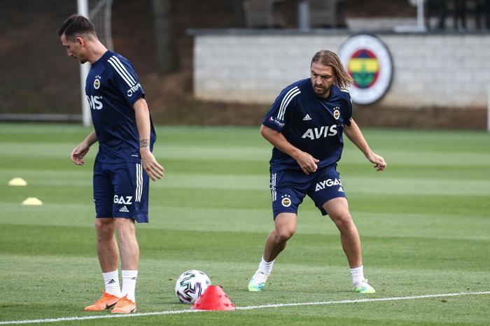 Fenerbahçe, Erol Bulut yönetiminde sezonu açtı
