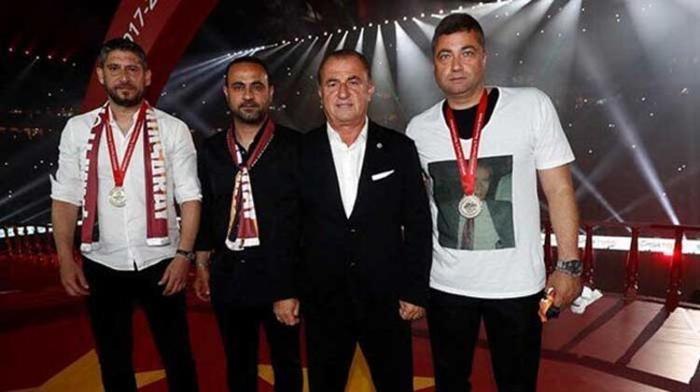 Son dakika | Galatasarayda sürpriz ayrılık