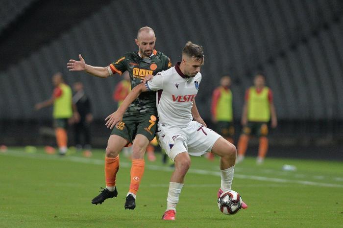 Kupa finalinde Alanyasporlu yıldızdan Erol Buluta şok tepki