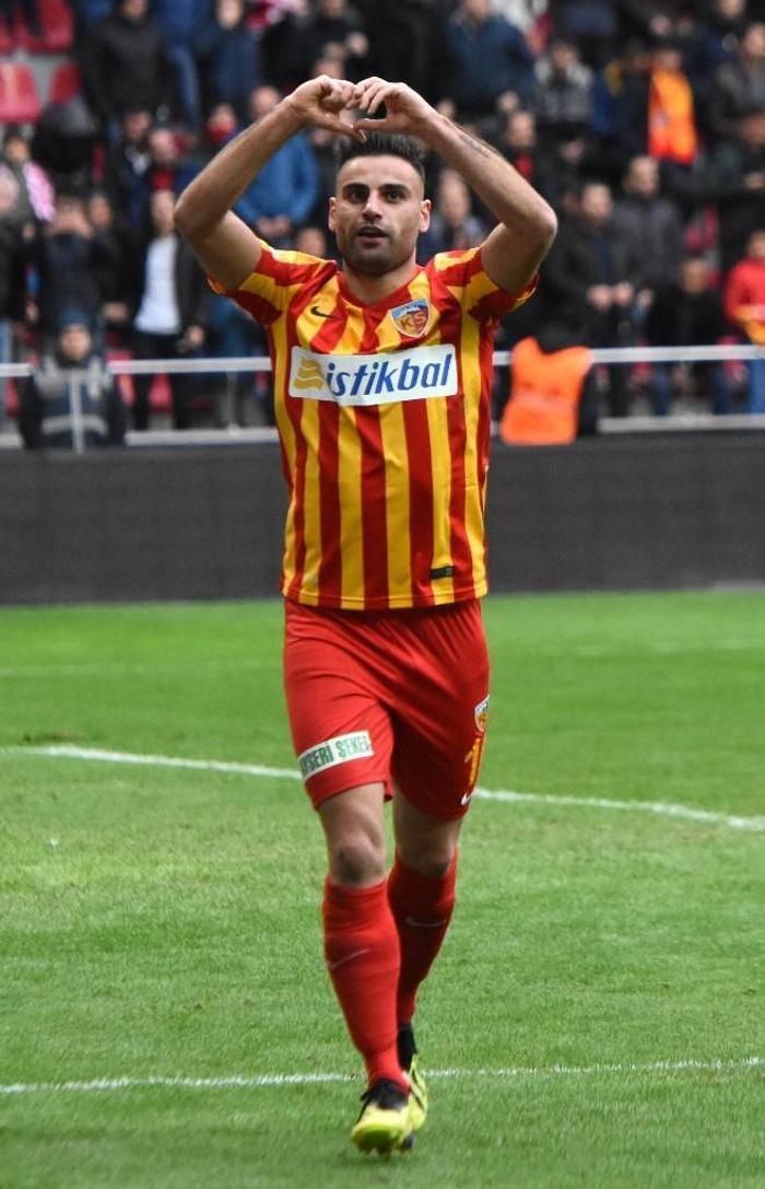 Galatasaraydan Deniz Türüç hamlesi Abdürrahim Albayrak Kayseride görüştü