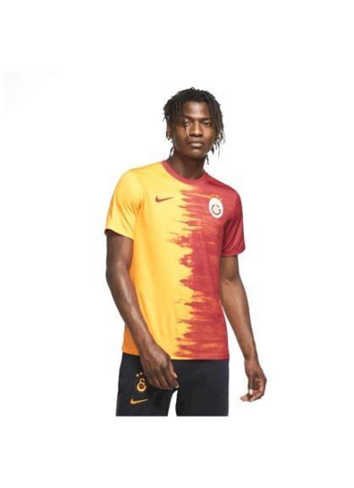 SON DAKİKA Galatasaray yeni sezon formalarını satış çıkarıldı