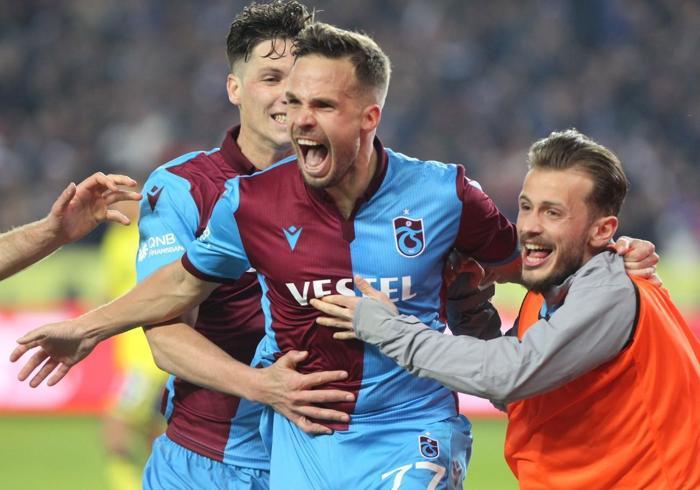 Fenerbahçe son dakika transfer haberi Gökhan Gönül bitiyor, Filip Novak an meselesi