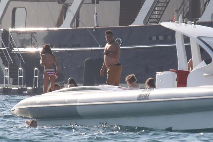Ronaldo, sevgilisi Celina Locks ile fena yakalandı