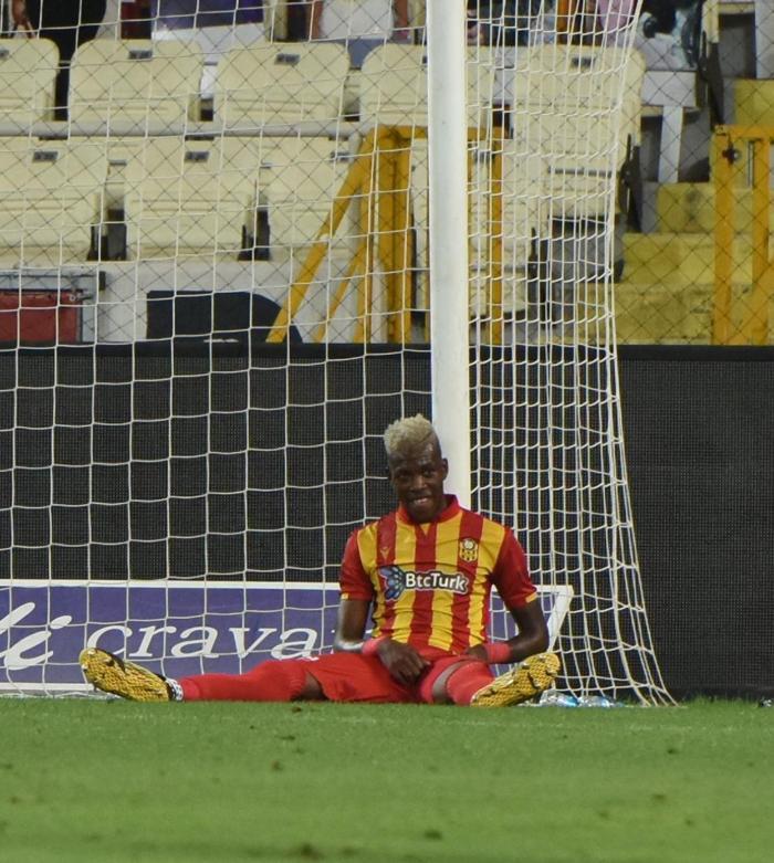 Yeni Malatyaspor cephesi yıkıldı Gözyaşlarını tutamadılar...