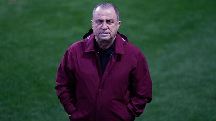 Galatasarayda son dakika gelişmesi Bir ayrılık daha