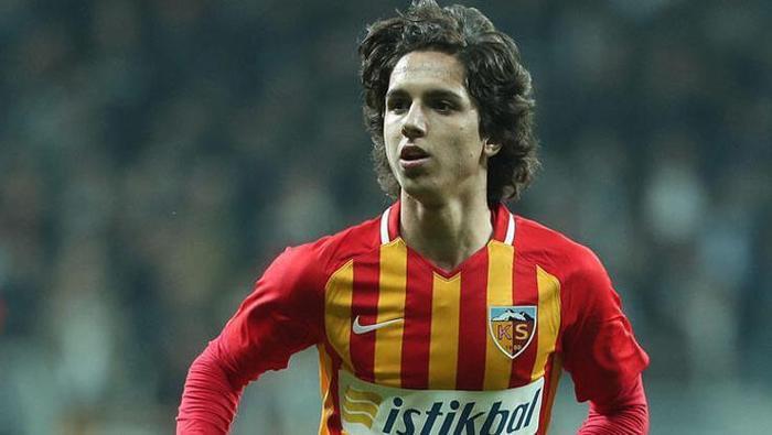 Beşiktaş, Emre Demirin peşinde