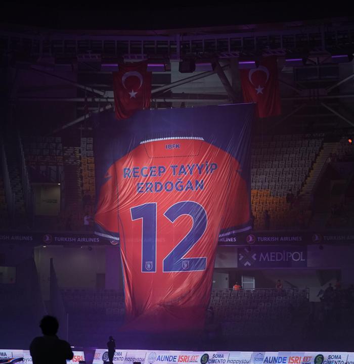 Süper Lig şampiyonu Başakşehir kupasına kavuştu