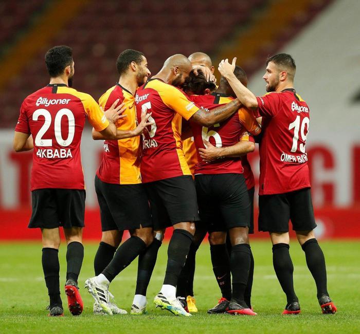 Fatih Terim öfke patlaması yaşadı İşte Terimın hırsı...
