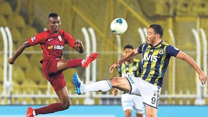 Süper Ligde Mensah savaşı