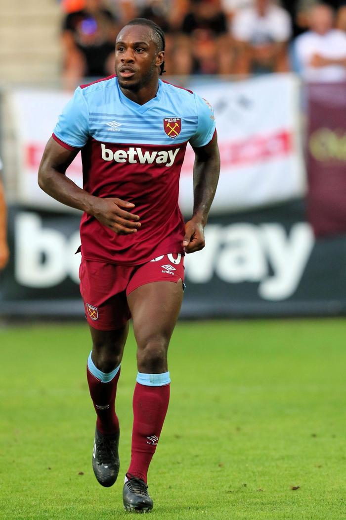 VEDAT MURİÇİN YERİNE MICHAIL ANTONIO