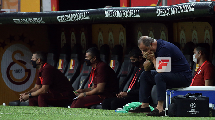 Fatih Terimin yıkıldığı anlar... Galatasaray-Göztepe maçında Koray Gençerlere tepki
