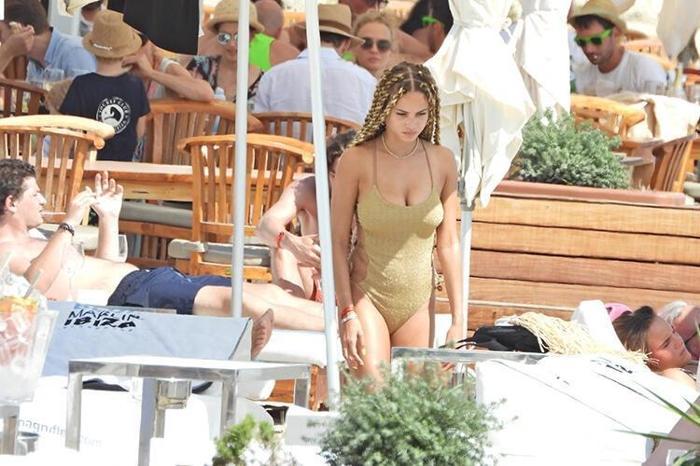 Rose Bertram - Ibiza❤️❤️ Gregory van der Wiel