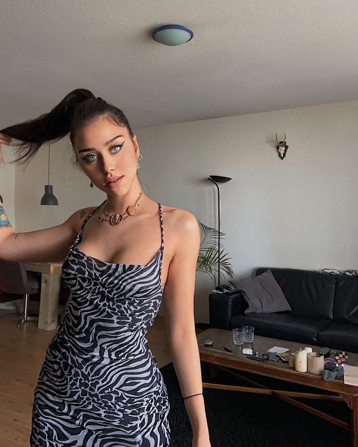 Zeynep Alkan Hatayspor ve Bandırmaspor paylaşımları yaptı