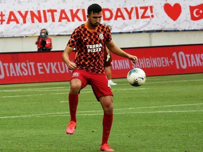 Galatasarayda Ankaragücü maçında 17 yaşındaki Emin Bayram kaptan