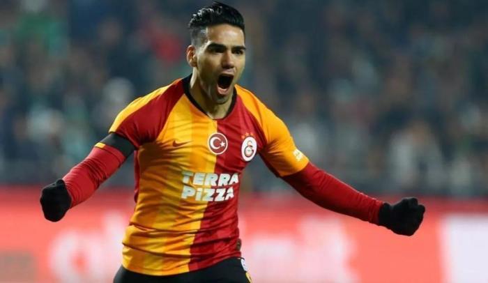 Falcao ve Belhanda da son dakika