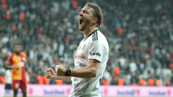 CANER ERKİN FENERBAHÇEYE