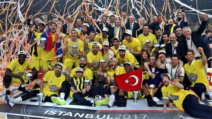 Obradovic ayrıldı, Fenerbahçe yönetimine tepki yağdı