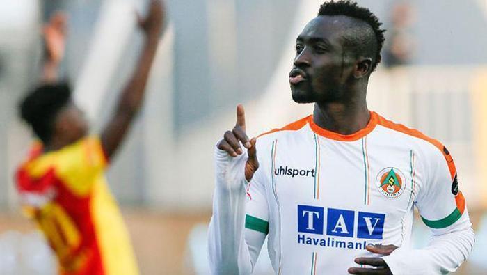 Beşiktaş golcüsünü buldu: Papiss Cisse