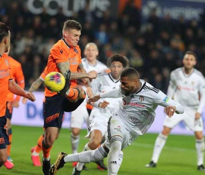 Fenerbahçeye Martin Skrtelden rest Başakşehire siz karışmayın mesajı