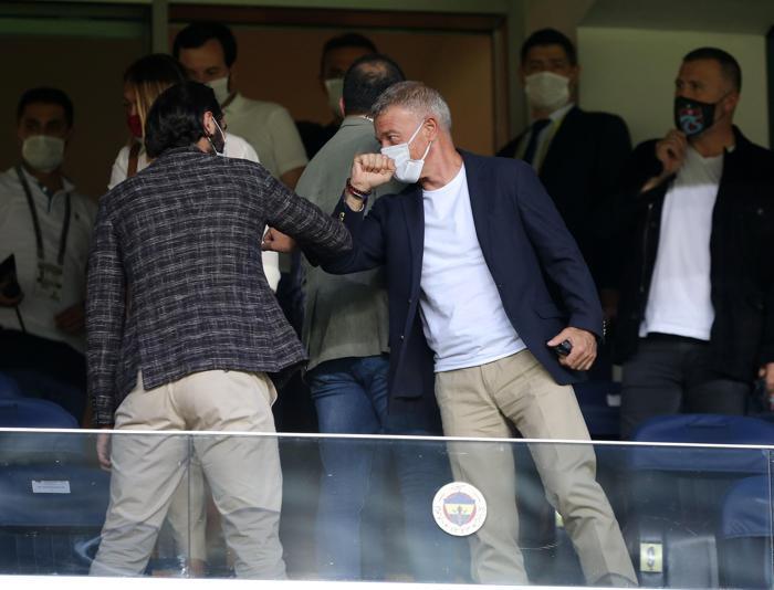 Salgında Fenerbahçe - Trabzonspor derbisi böyle geçti