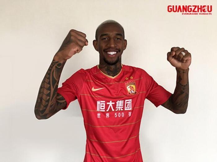 Anderson Taliscaya büyük şok Trafiği kapattılar, gidemiyor...