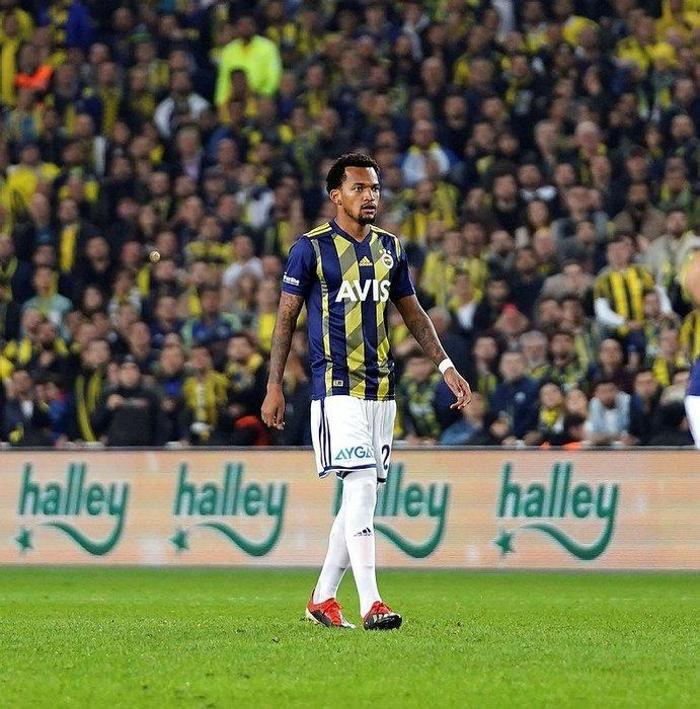 Flaş transfer hamlesi Fenerbahçeden Gustavo Gomez operasyonu