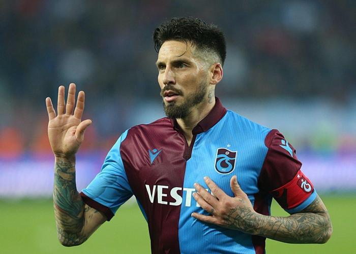 Jose Sosa (Badou Ndiaye)
