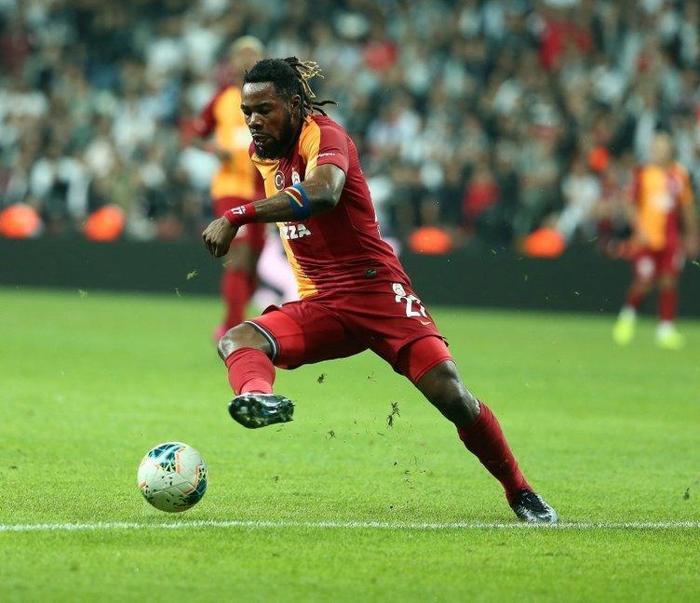 Galatasarayda son dakika Premier Lig ekibinin Luyindama planı