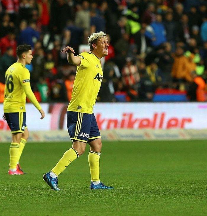 Fenerbahçeye Brezilyalı 10 numara