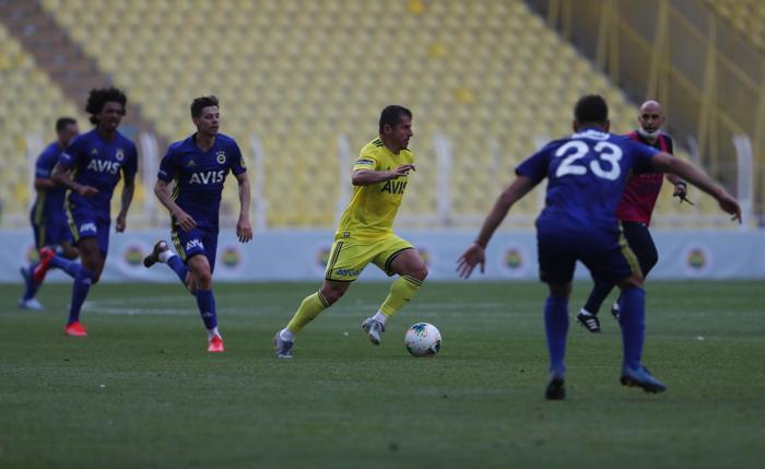 Fenerbahçe Şükrü Saracoğluna geri döndü, genç futbolcu göze girdi