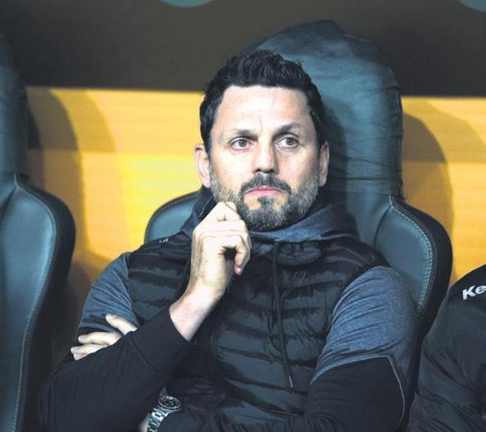 Fenerbahçede teknik direktör gelişmesi Rebrovun anlaşma şartı