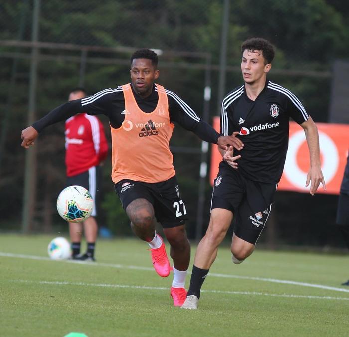 Beşiktaş ara vermedi Sergen Yalçından futbolcularına uyarı