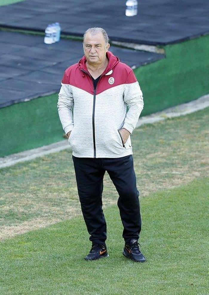 Fatih Terimin gözdesi imzayı atıyor