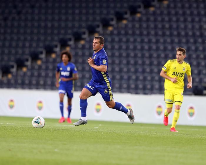 Fenerbahçe Şükrü Saracoğluna geri döndü, genç futbolcu göze girdi