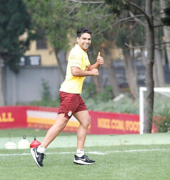 Fatih Terimin gözdesi imzayı atıyor