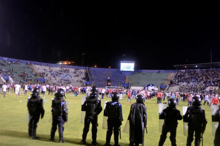 Derbi kanlı bitti: 4 ölü, 10larca yaralı