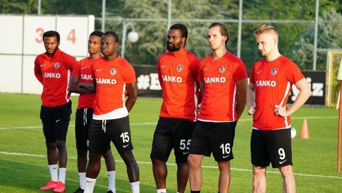 Sezon başında: 13 Devre arasında: 13